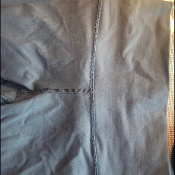 lululemon leggings! - Picture 4 of 4